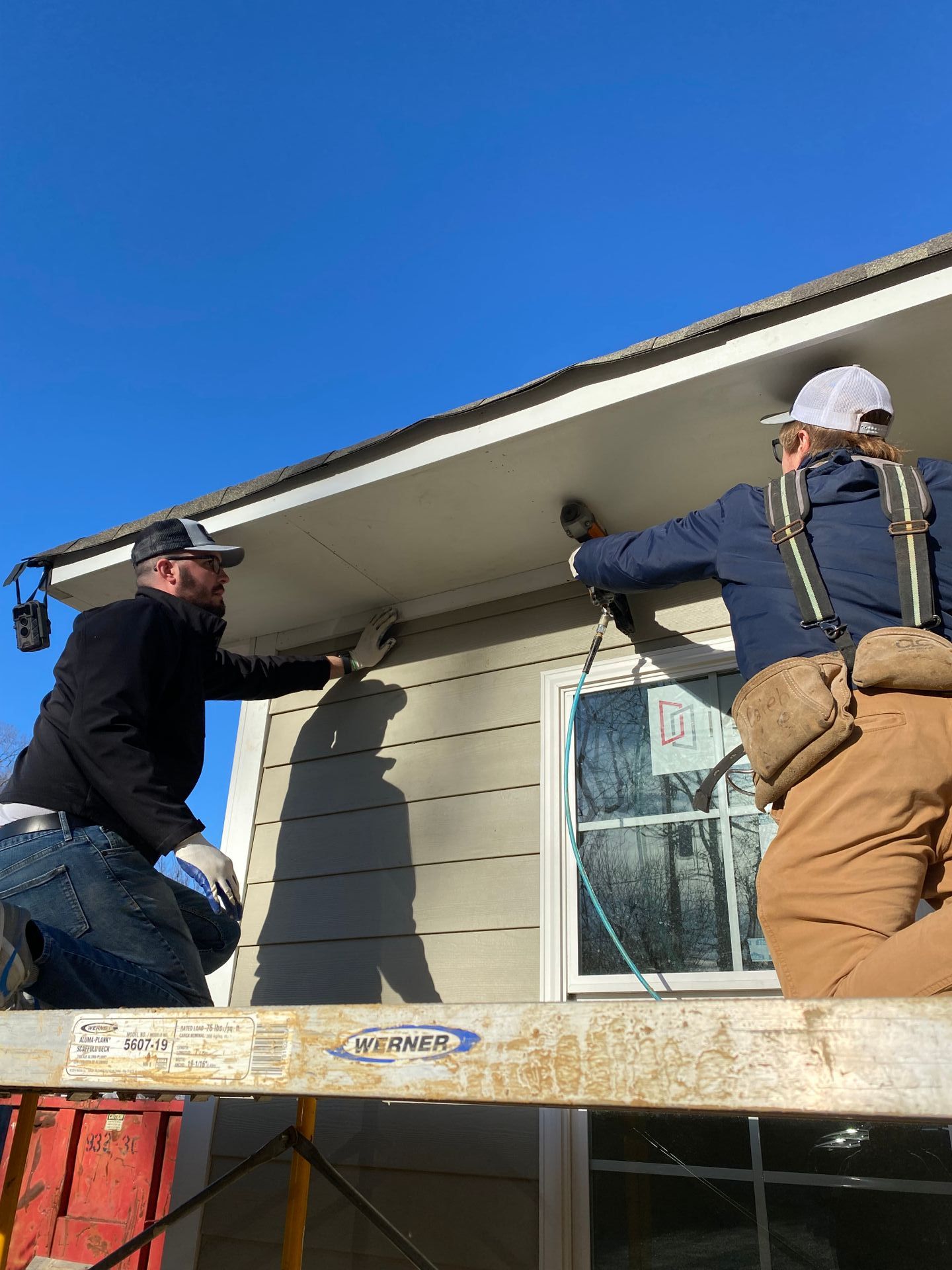 Image of RETEX’s John Gordon volunteering with Richmond Habitat for Humanity in January 2023.