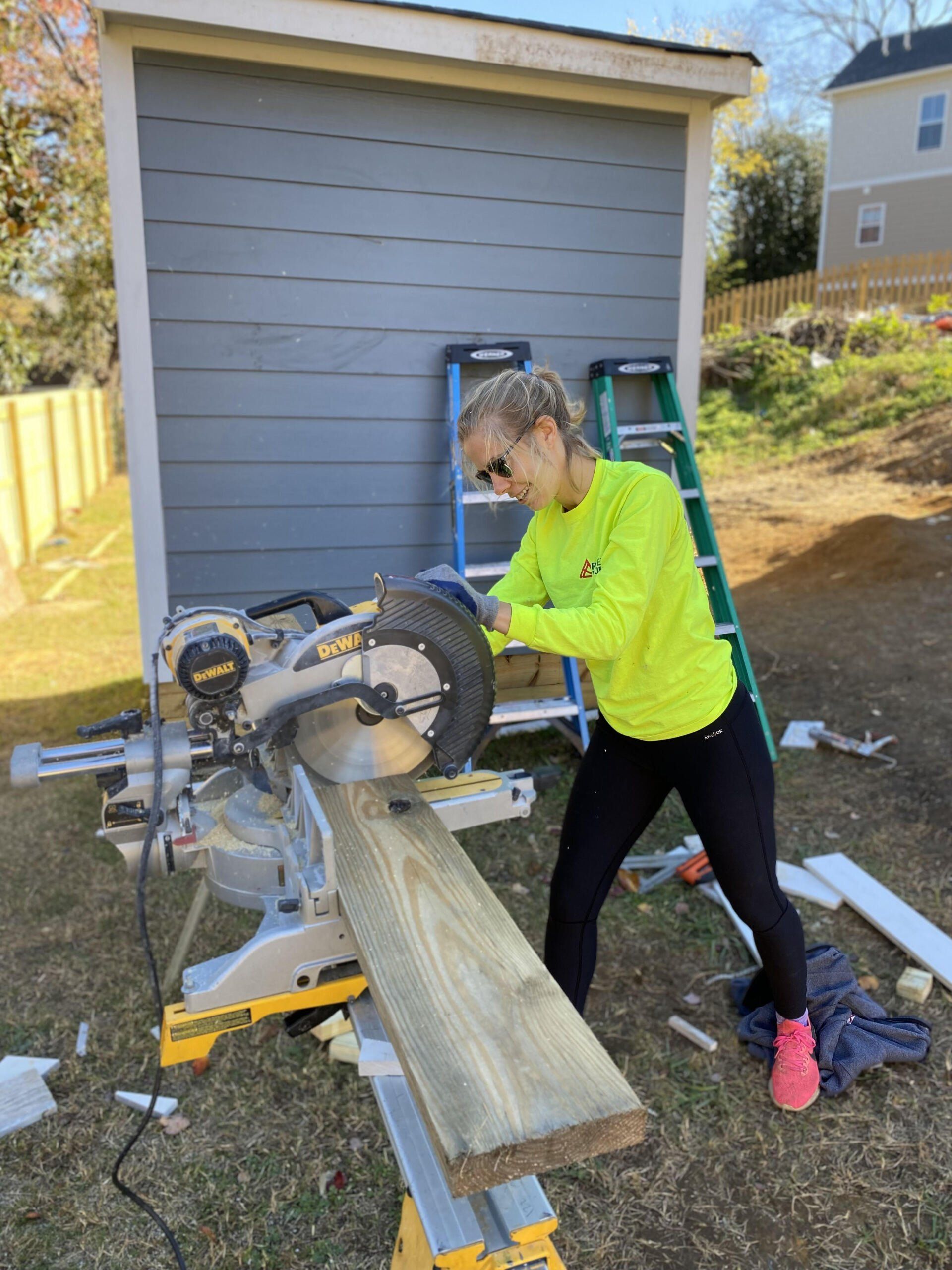 Image of RETEX’s Katelyn Lewis volunteering with Richmond Habitat for Humanity in November 2021.