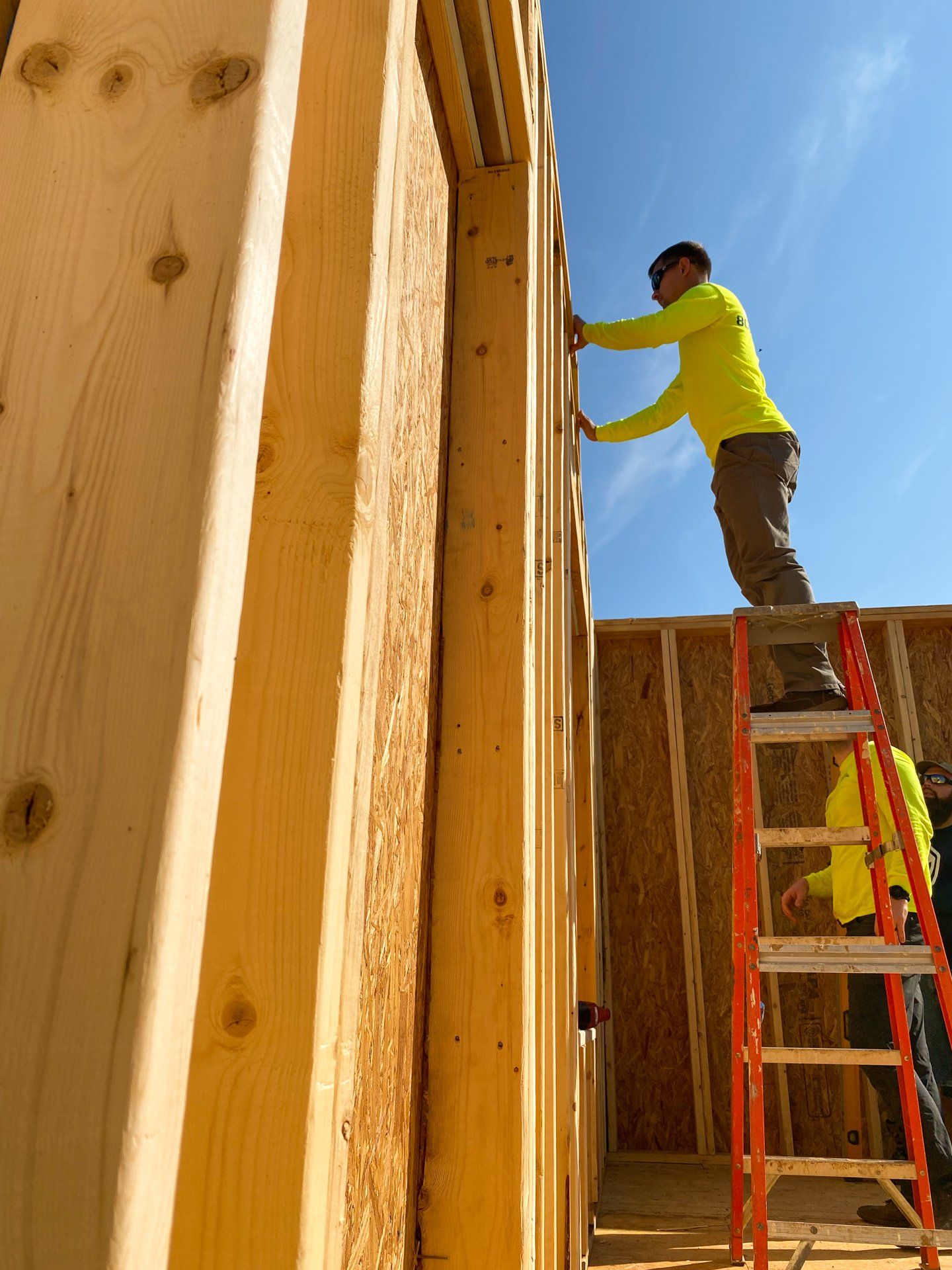 Image of RETEX’s Caleb Kammerling and Josh Lewis volunteering with Richmond Habitat for Humanity.