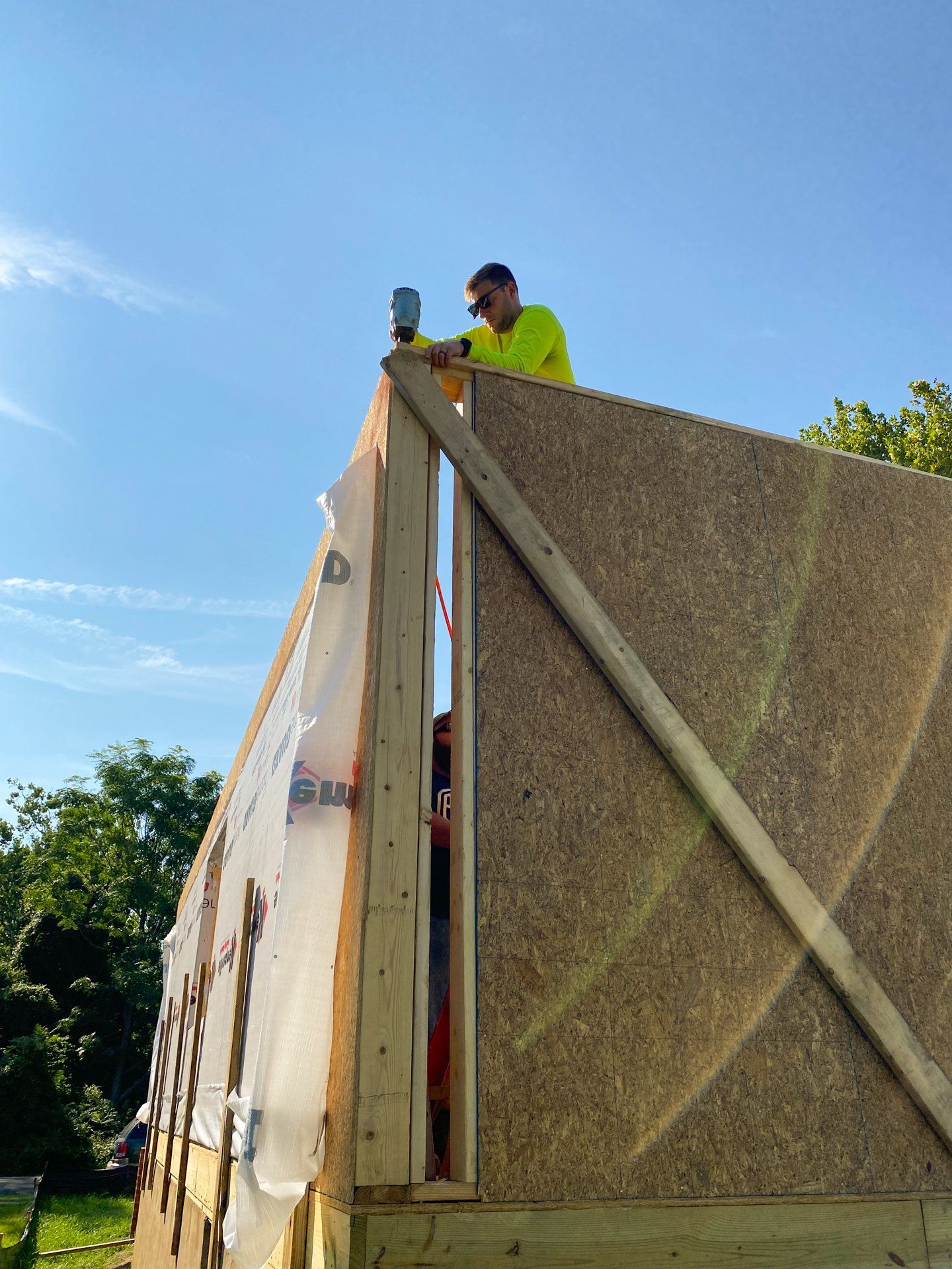 Image of RETEX’s Caleb Kammerling volunteering with Richmond Habitat for Humanity.