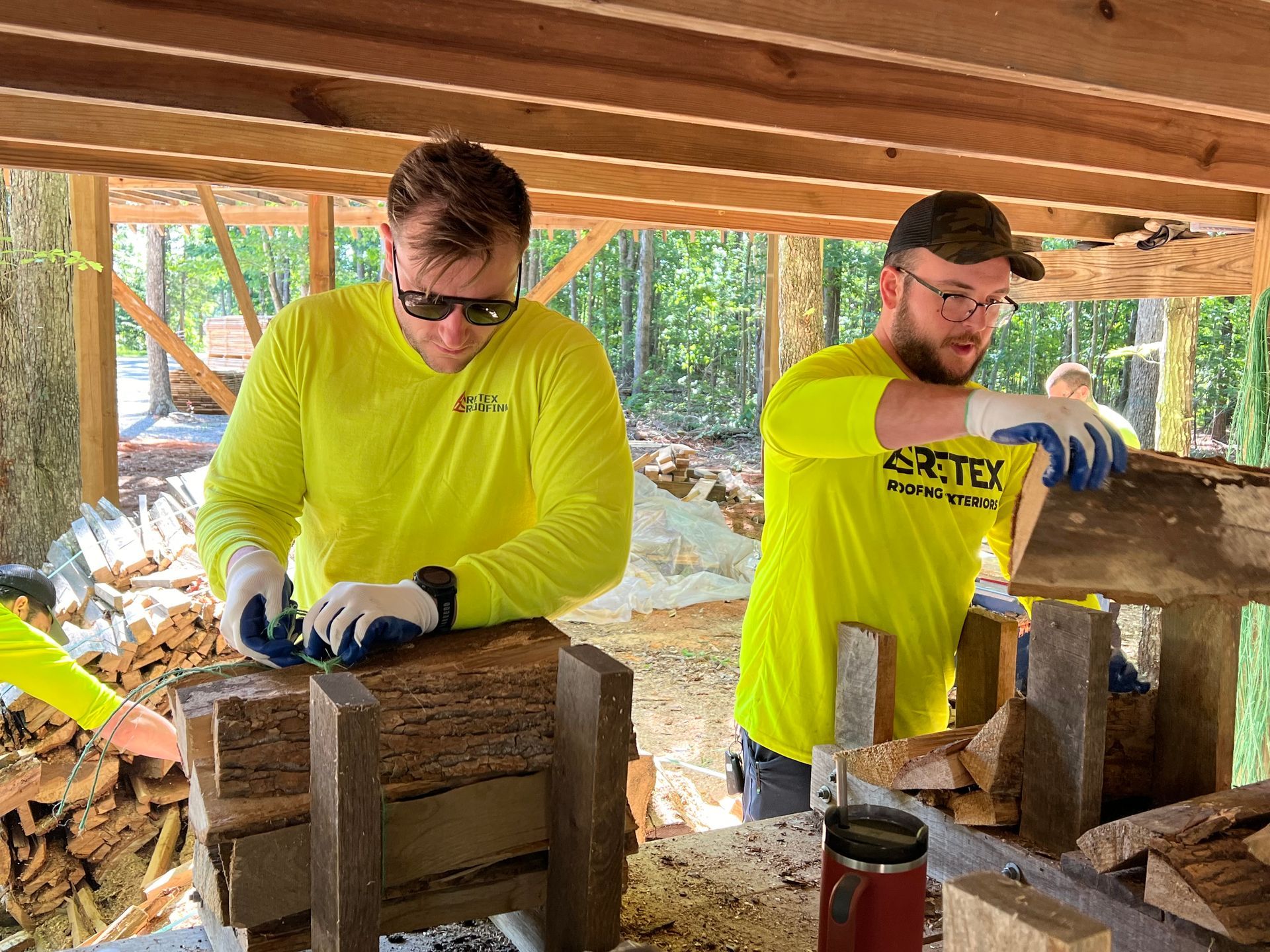 Image of RETEX's Josh Lewis and Andy Connor volunteering with MENO Life.