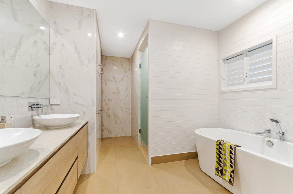 Pallarenda Beach House Clean Bathroom — Award-Winning Builders in Townsville, QLD