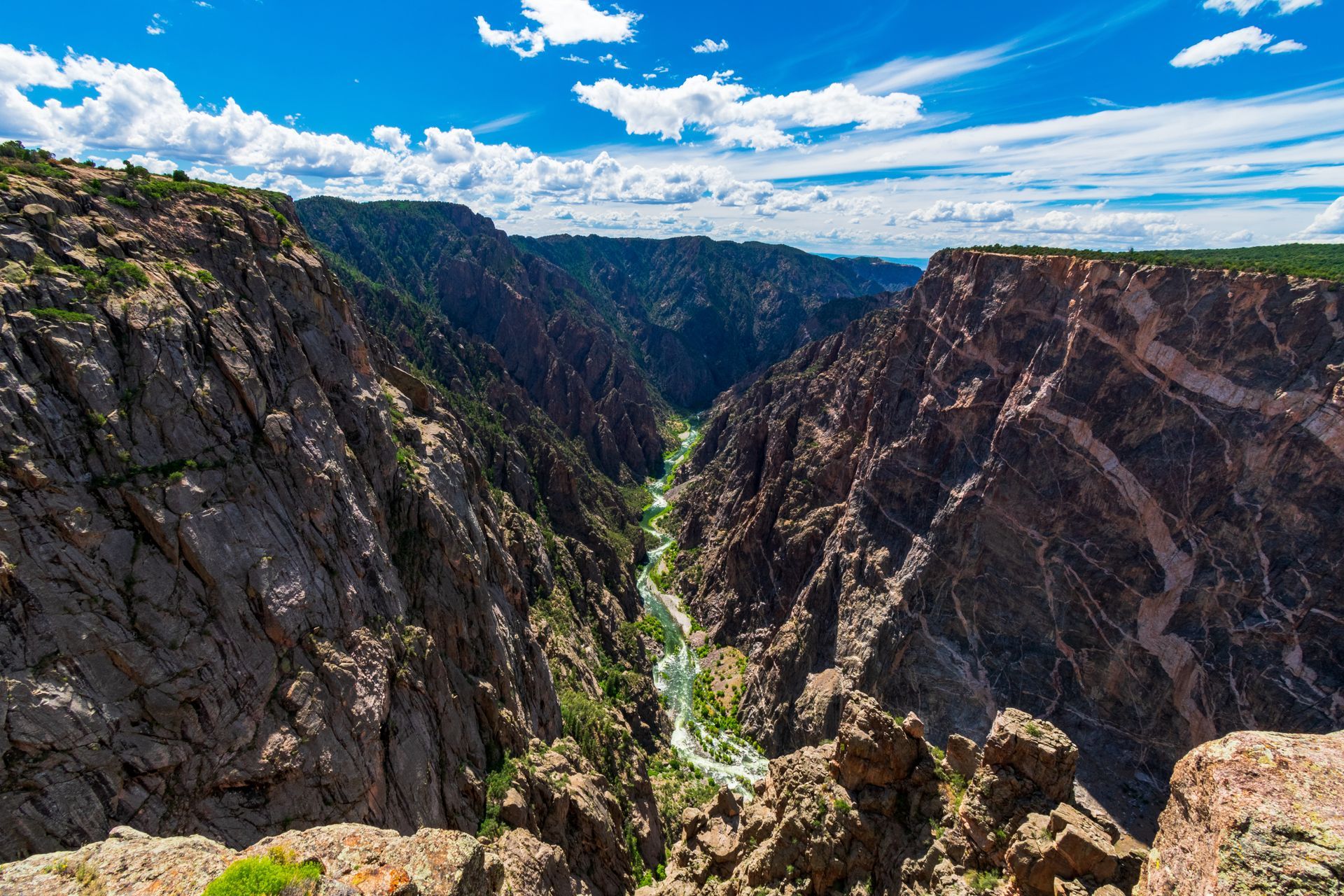 Gunnison-river-and-black-canyon