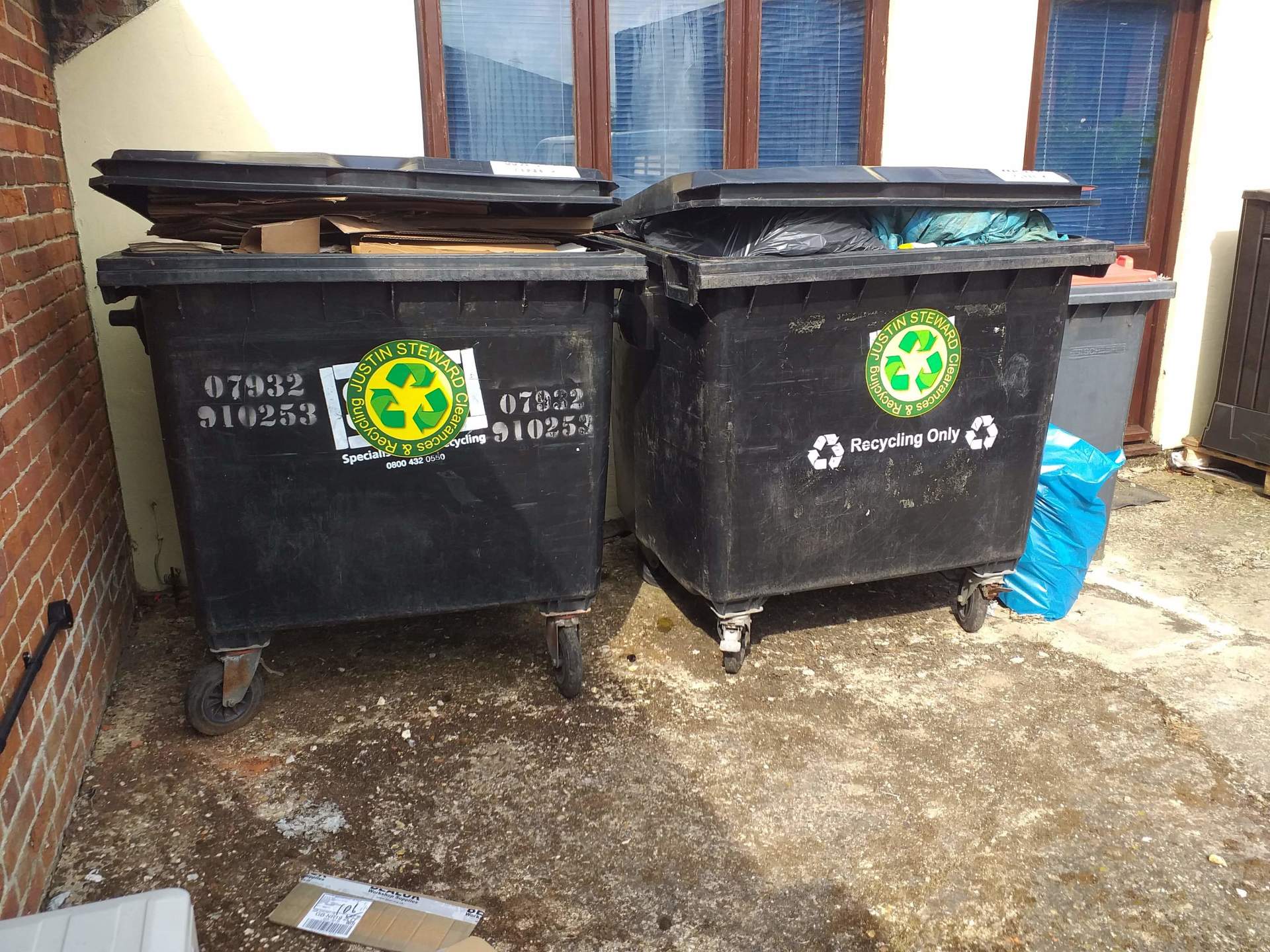 We offer a bin service for local businesses in Norfolk.