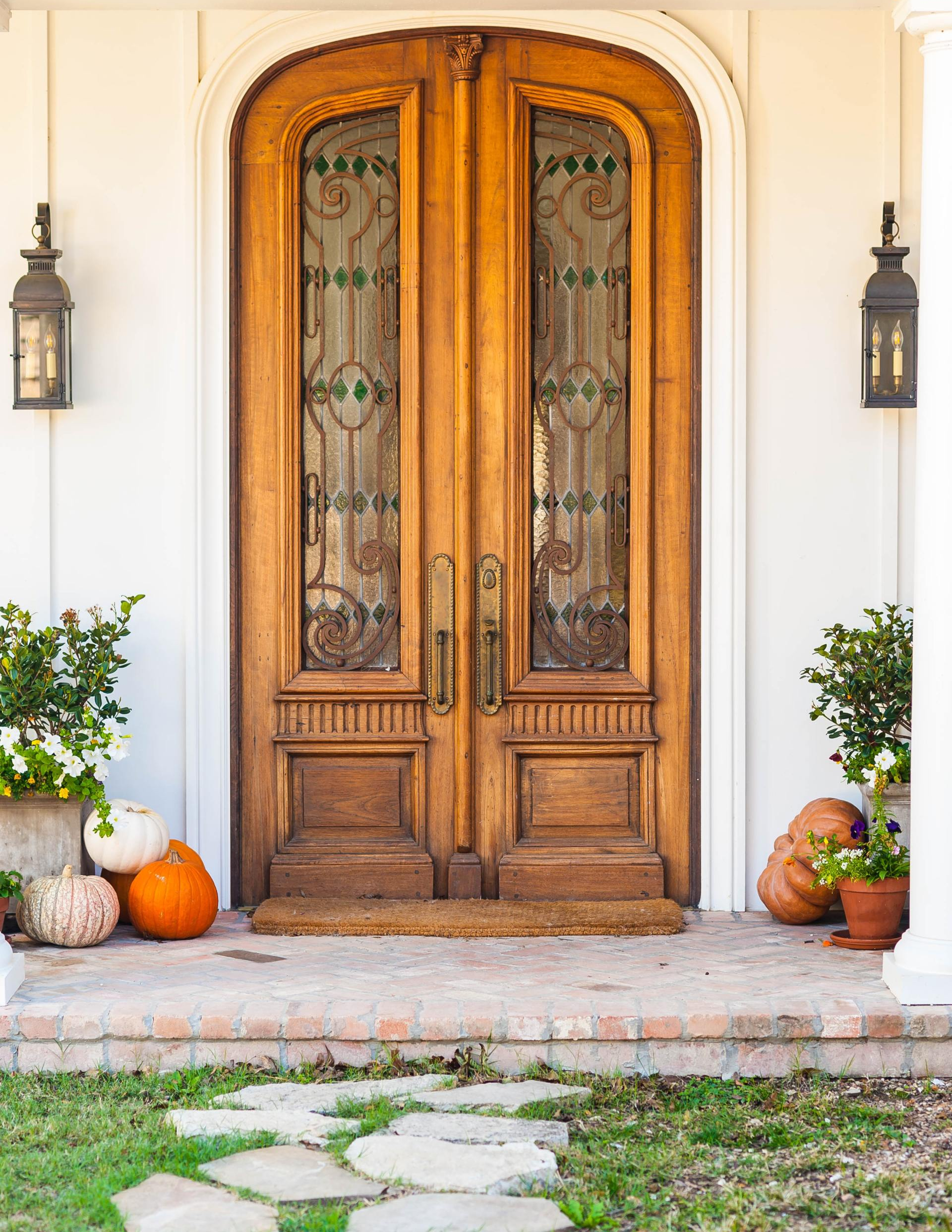 front door and link to for sale listings