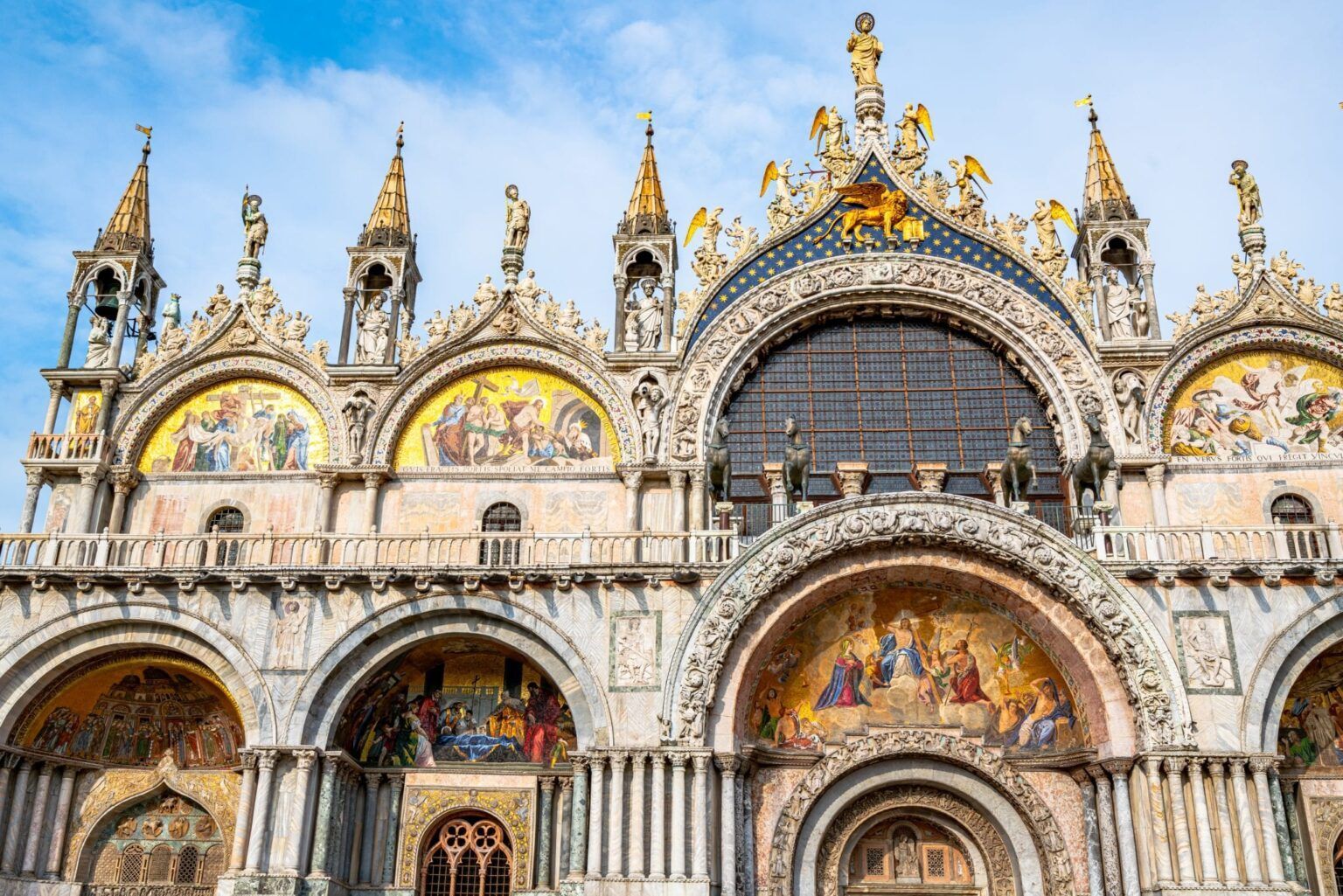 St. Mark's Basilica, Doge's Palace & Gondola Tour.