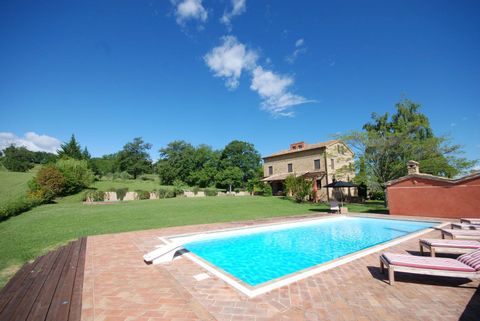 Marche villa with pool