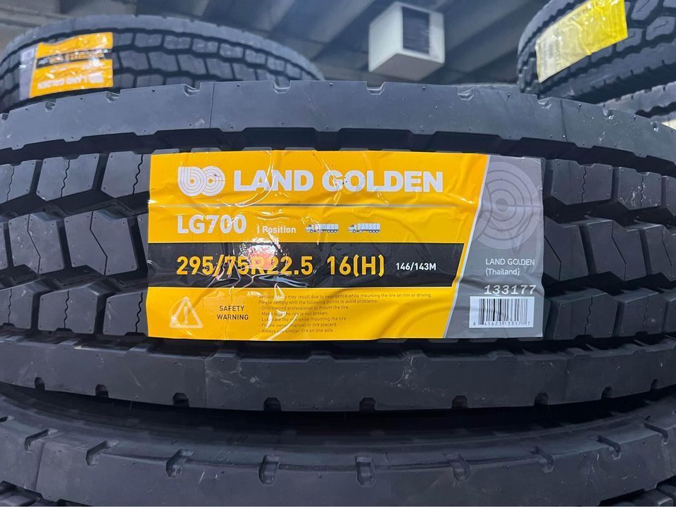 LandGolden LG700 Premium Drive Tires tread view 