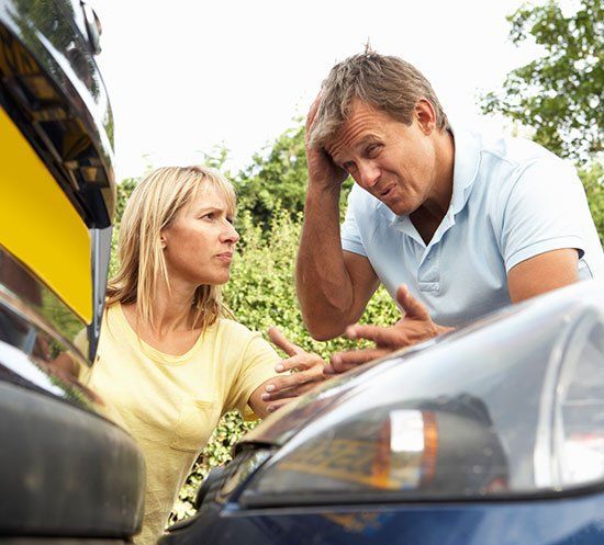 Auto accident attorney — Man And Woman Having An Argument in Chicago,IL
