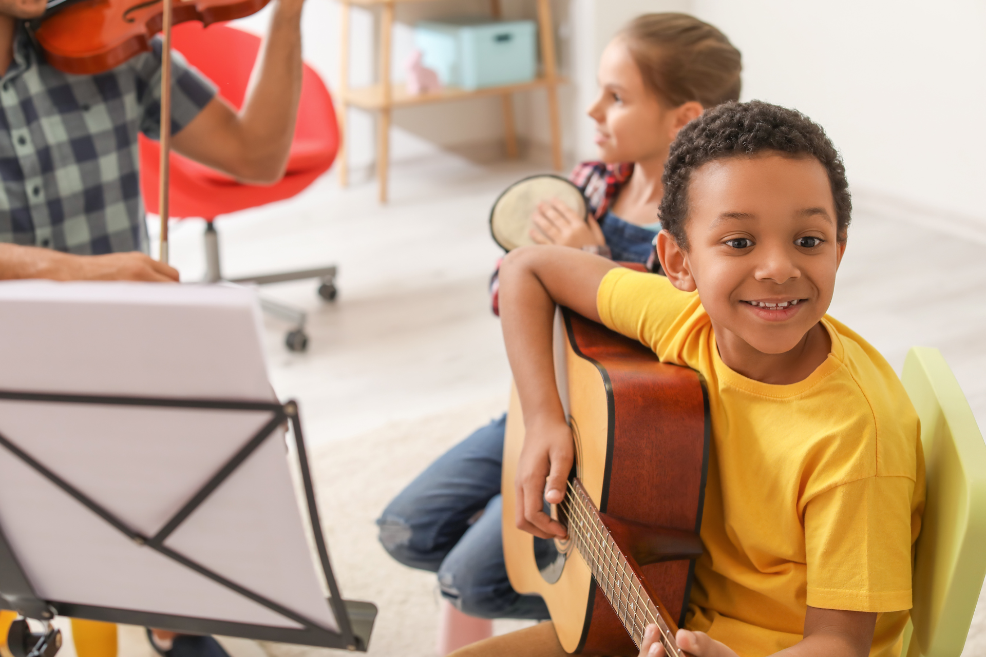 GIRL PLAYING GUITAR