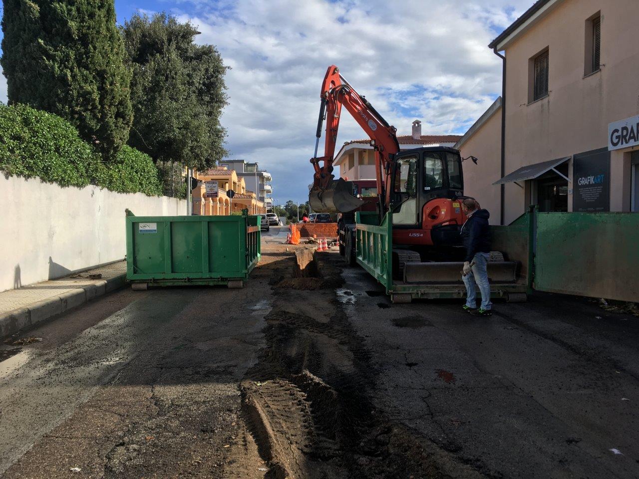 lavori su reti idriche cantiere