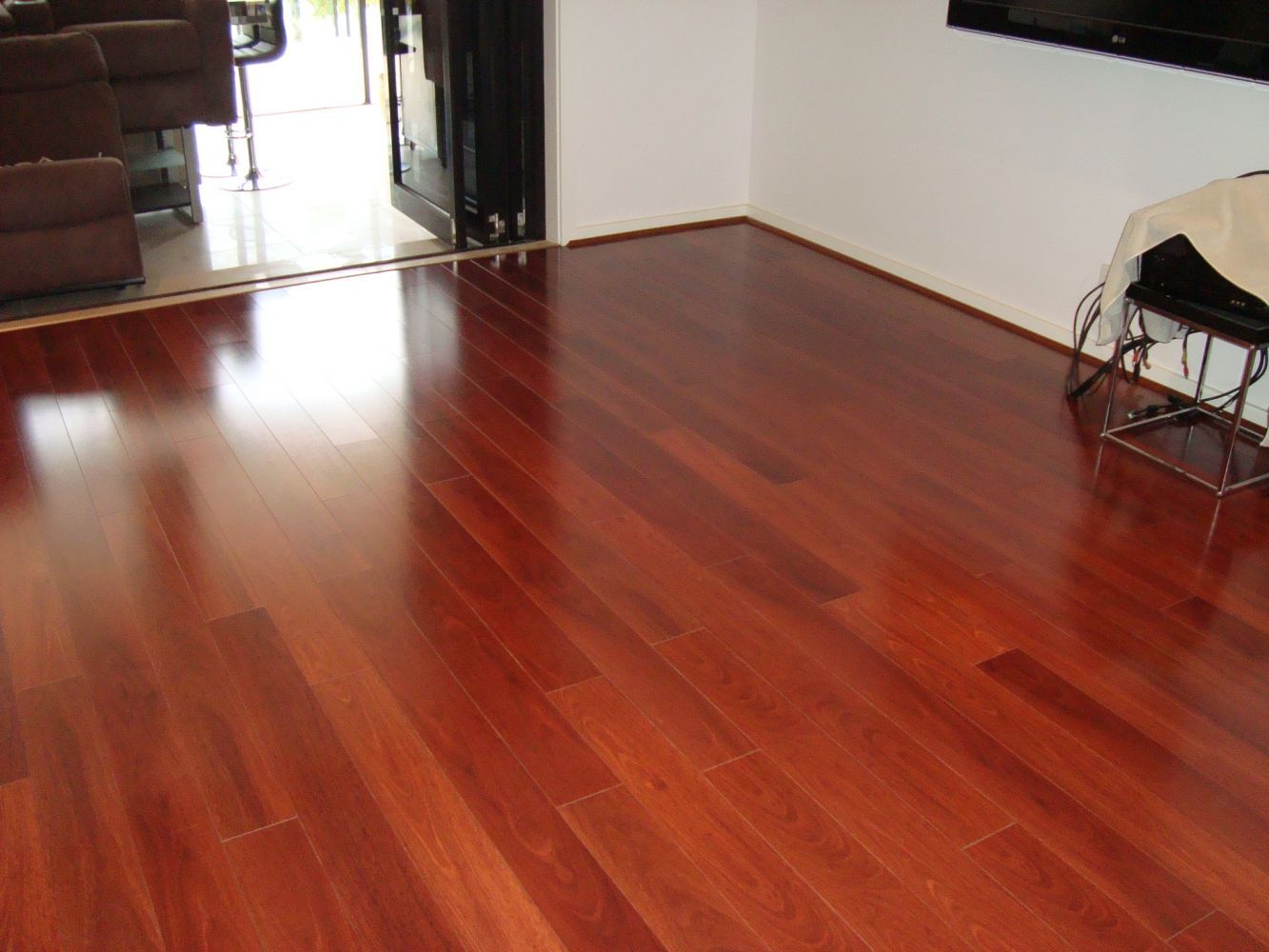 12mm laminate high gloss2