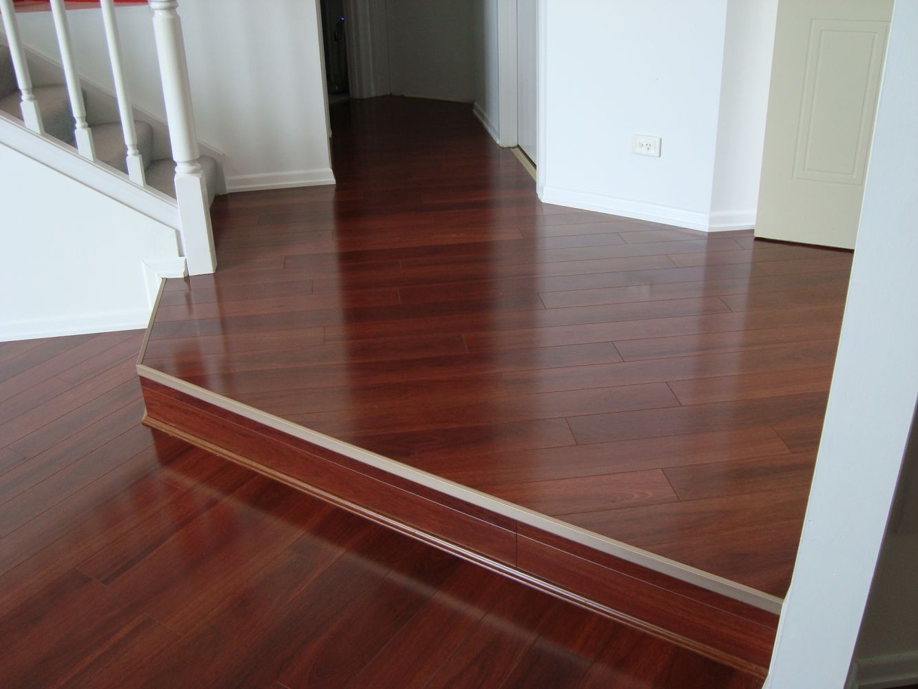 12mm laminate high gloss 7