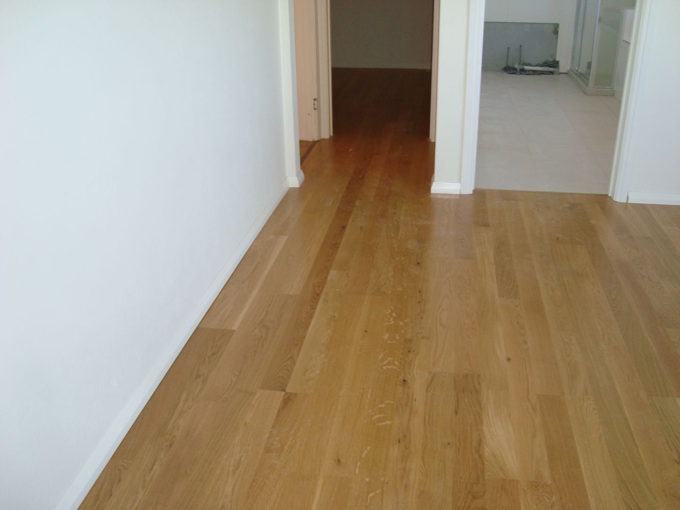 Engineered flooring 1 strip, hallway