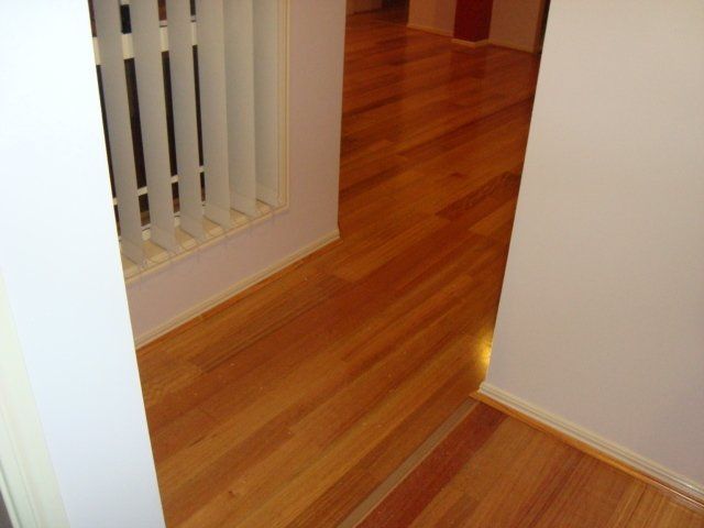 engineered flooring hallway2