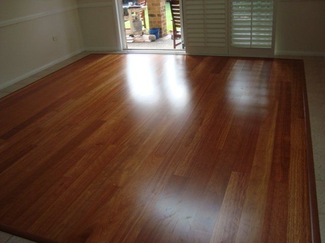 engineered flooring with border tiles