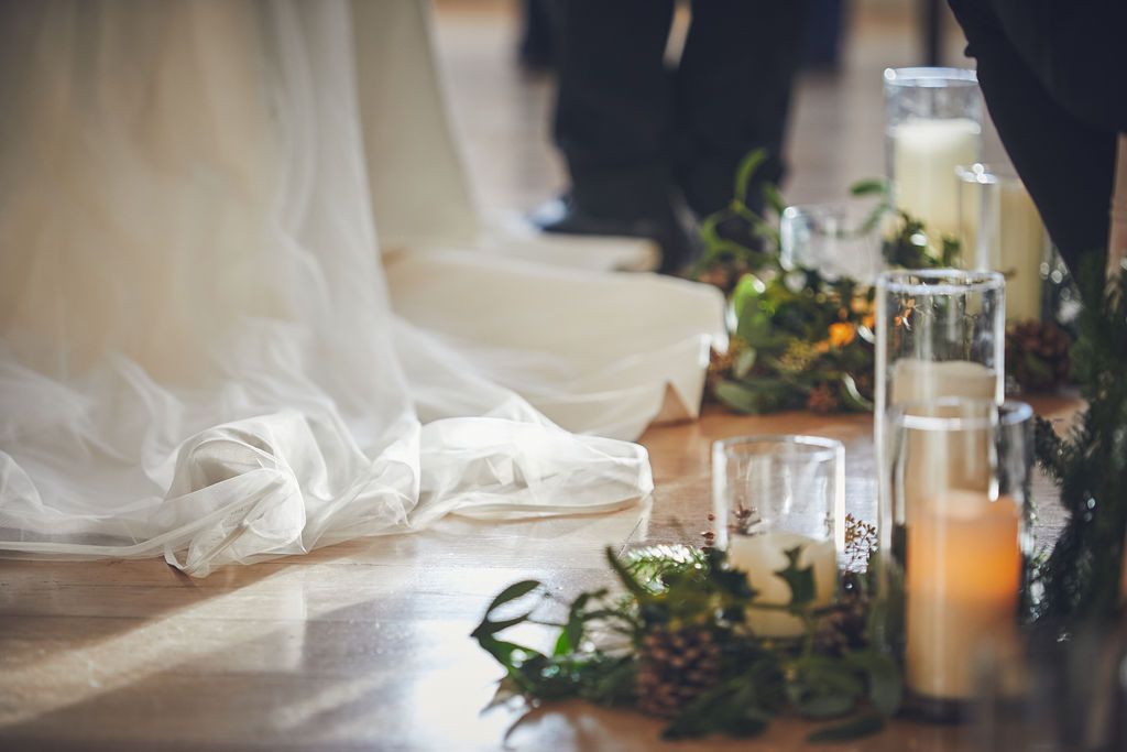 Wedding dress and room decorations