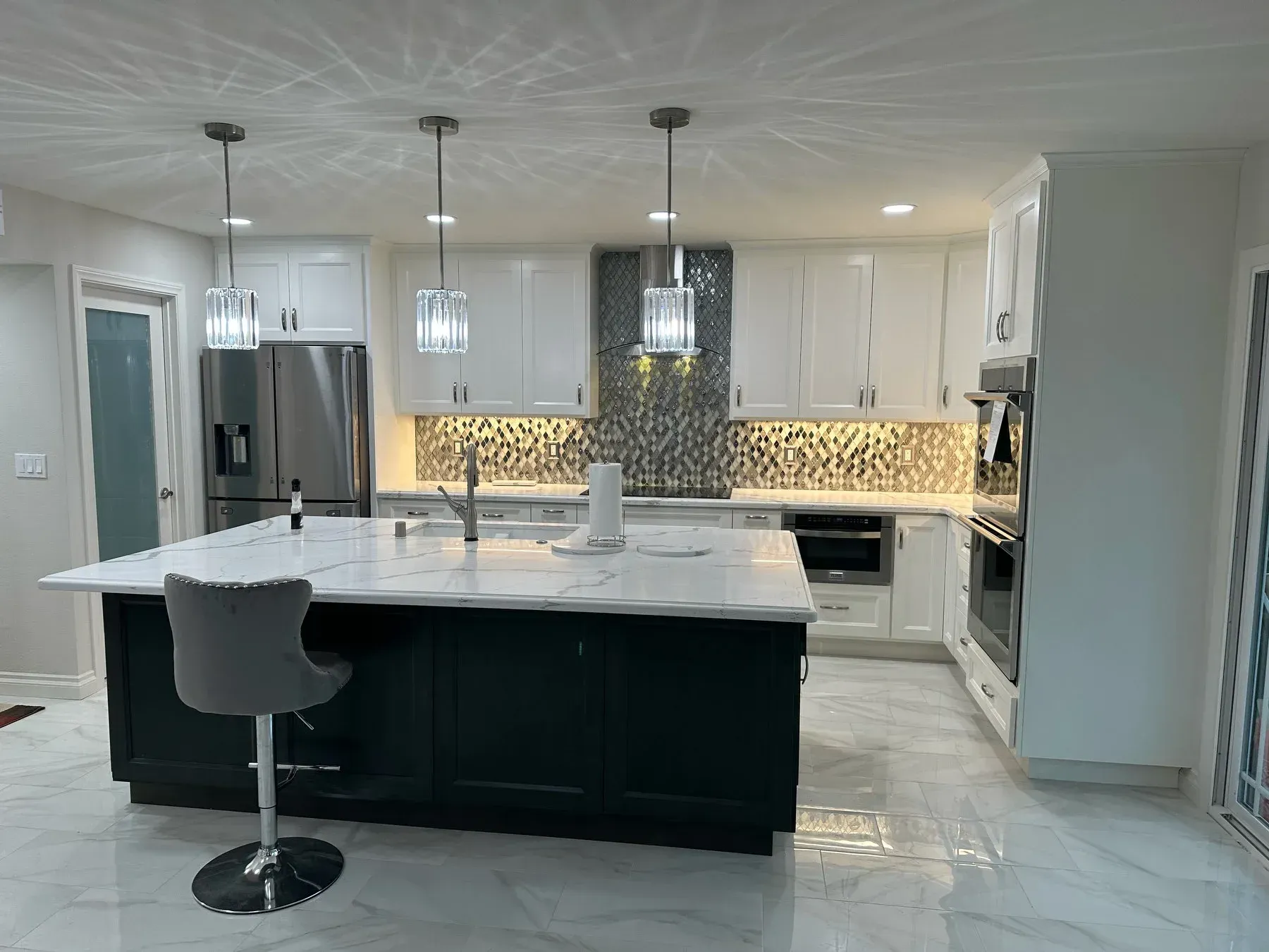 Remodel Contractor - kitchen -  by San Diego's Team Renovate