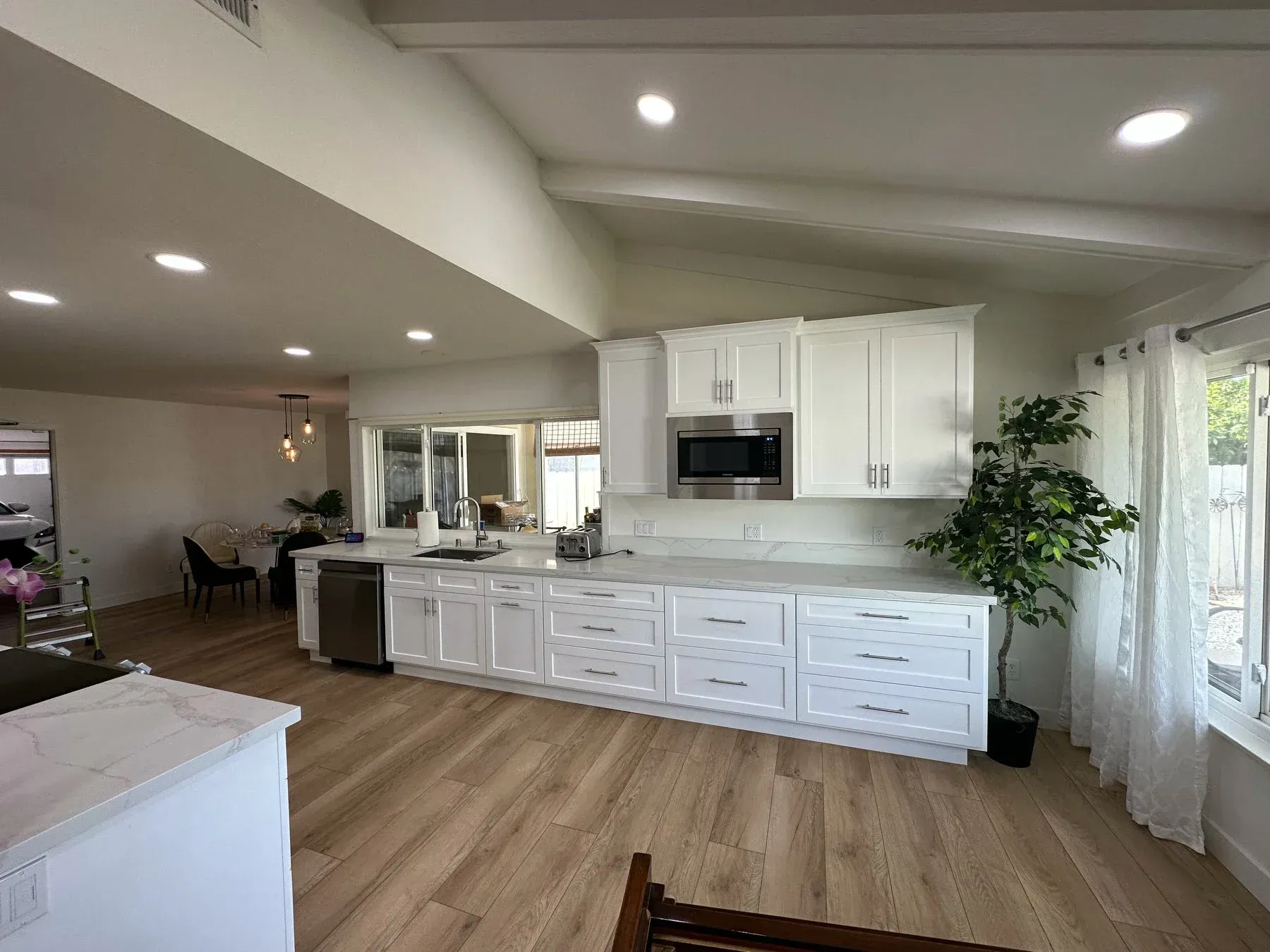 Remodel Contractor - kitchen -  by San Diego's Team Renovate