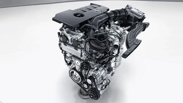 2023 MERCEDES-BENZ GLA 250 2.0-liter inline-4 turbocharged engine