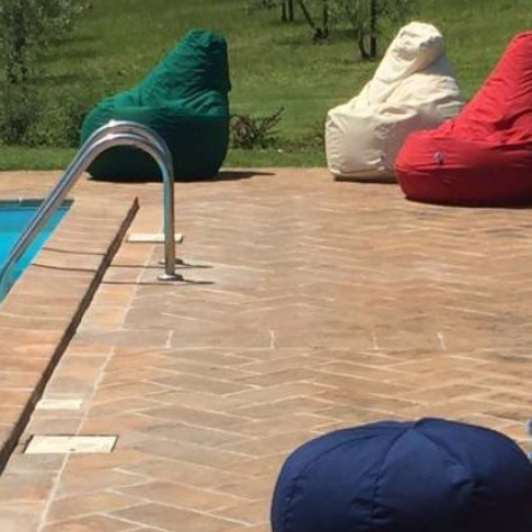 Poltrona sacco Goccia piscina