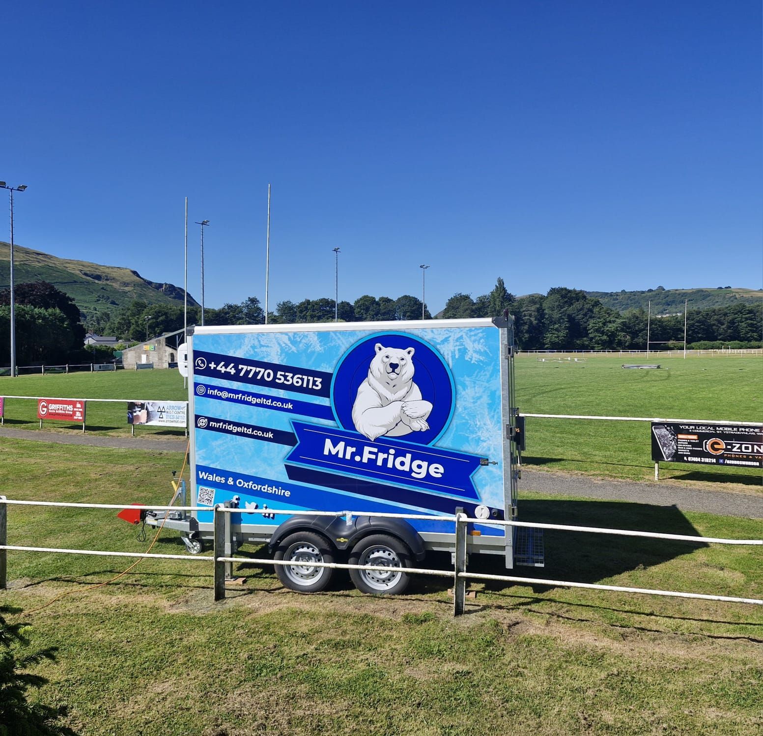 Mr Fridge - refrigeration transport, humbaur with intacron in Wales and UK