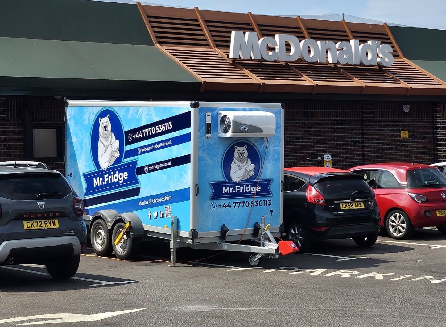 4metre mobile fridge trailer - Mr Fridge 