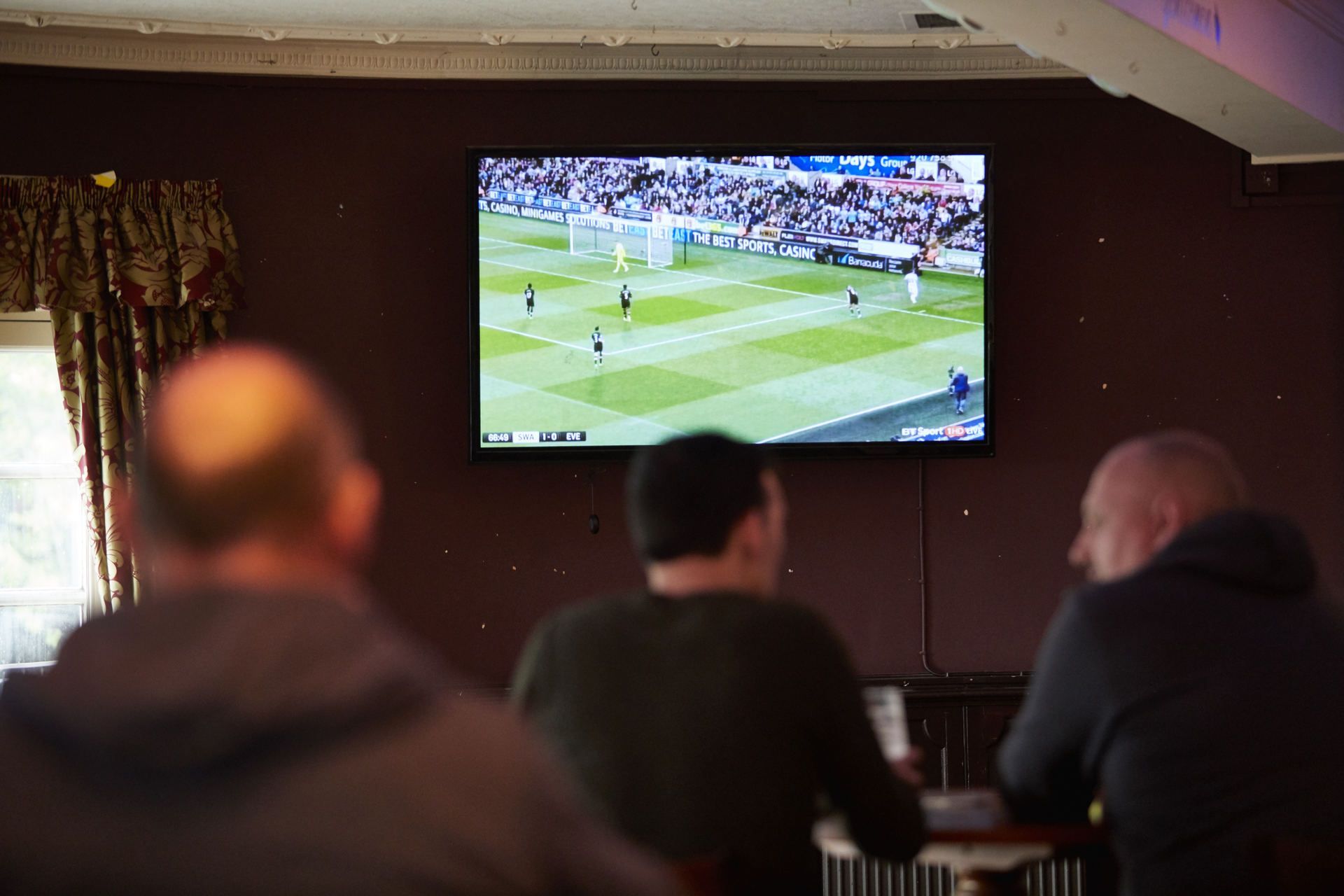 The Heros, Waterlooville | Live Sport