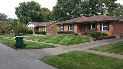 Lawn Services — Beautiful Lawn — Louisville, KY