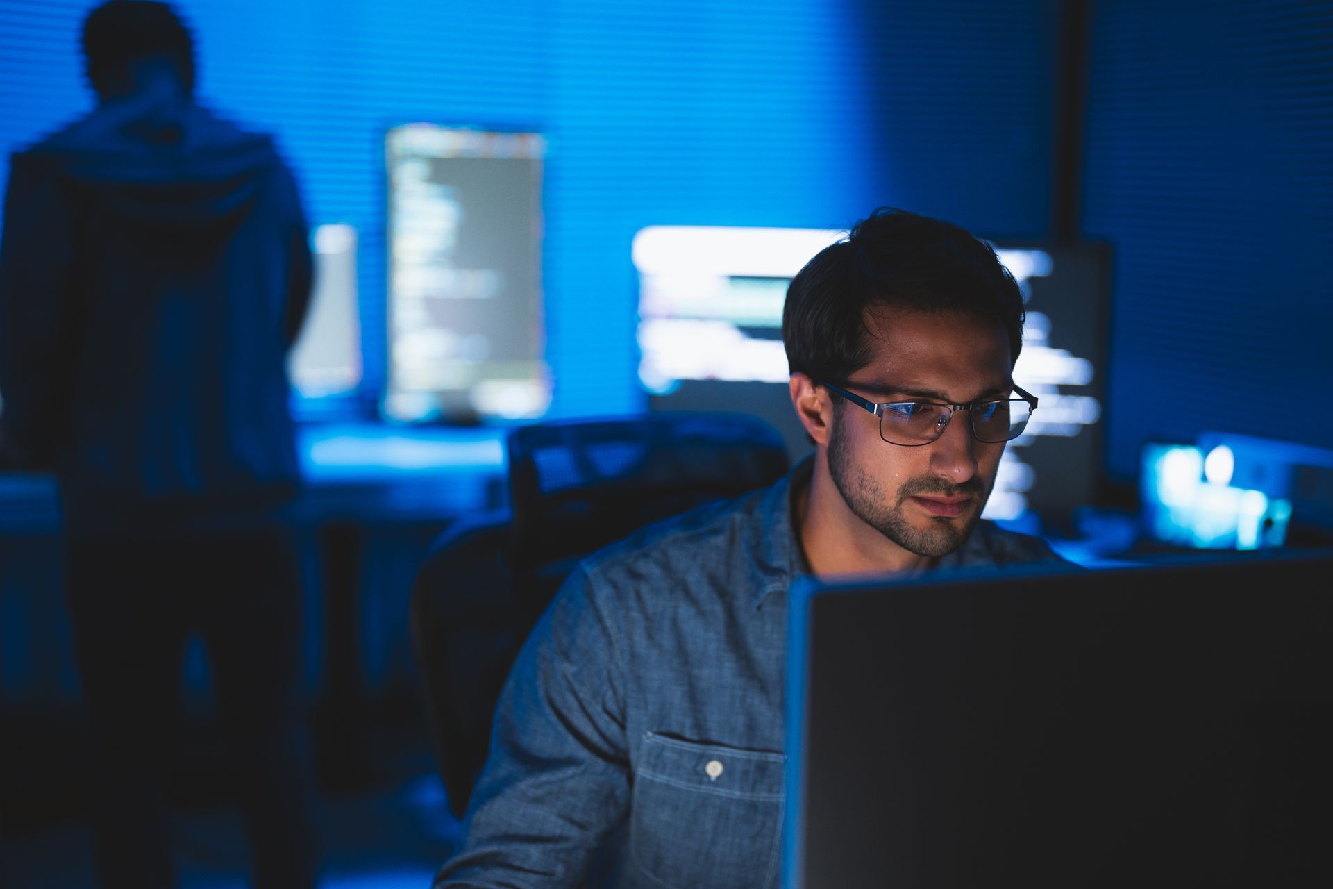 A software developer is thinking on improving the efficiency of the AI system