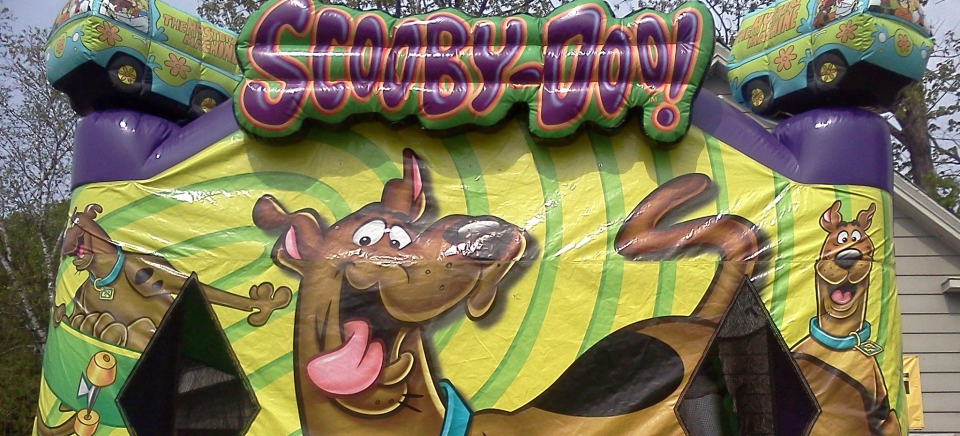 Scooby-doo bounce house