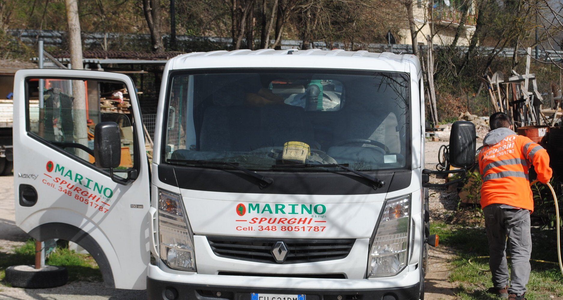 strumenti di pulizia cisterne