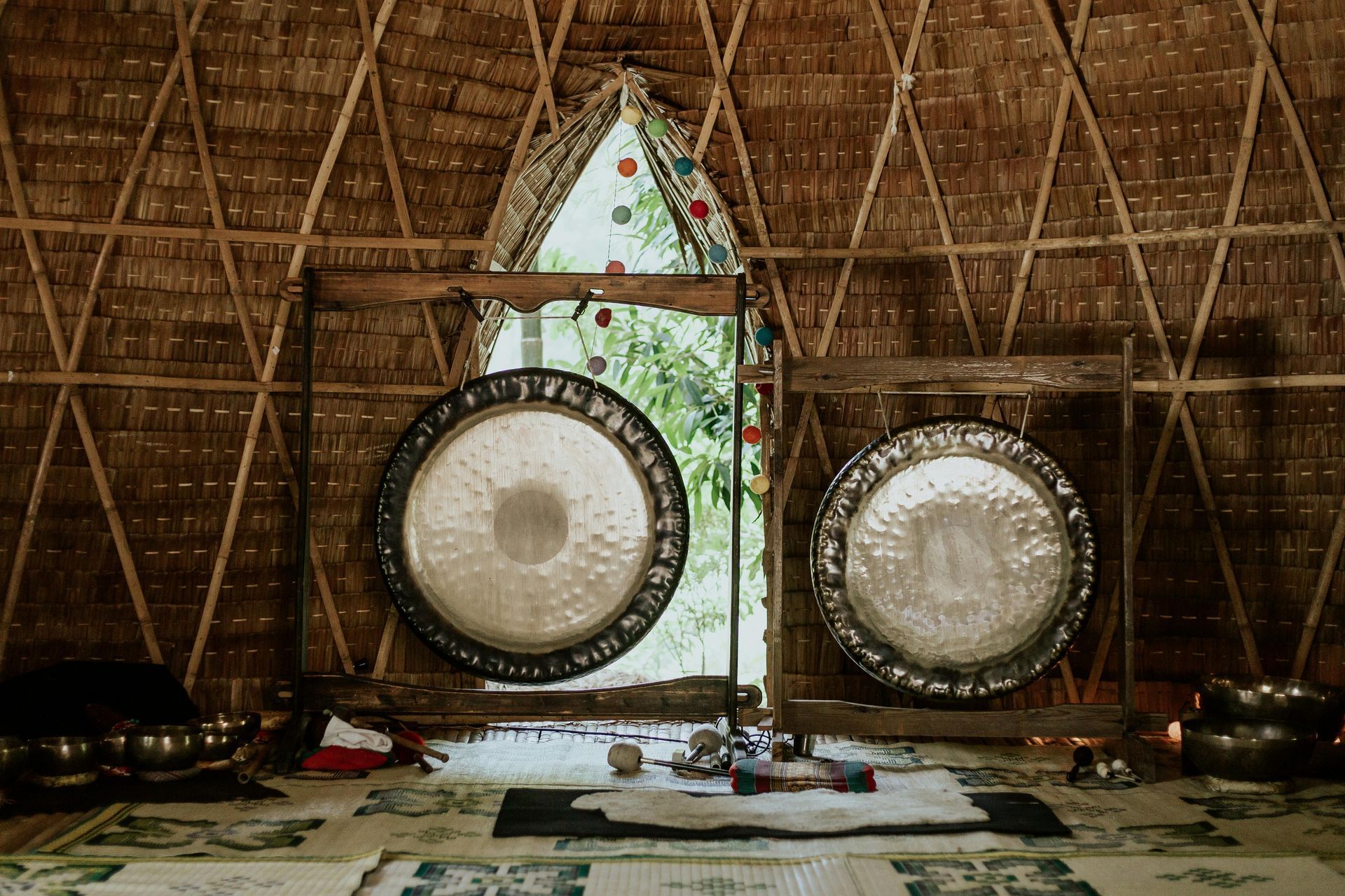 Duo of Sounds Gong Bath, Sidbury of Sunday 6 July - Community Assembly of the Bitish Isles