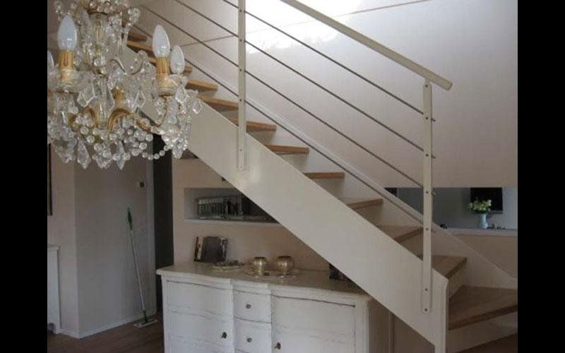 Partenza scala in ferro colore bianco 9010