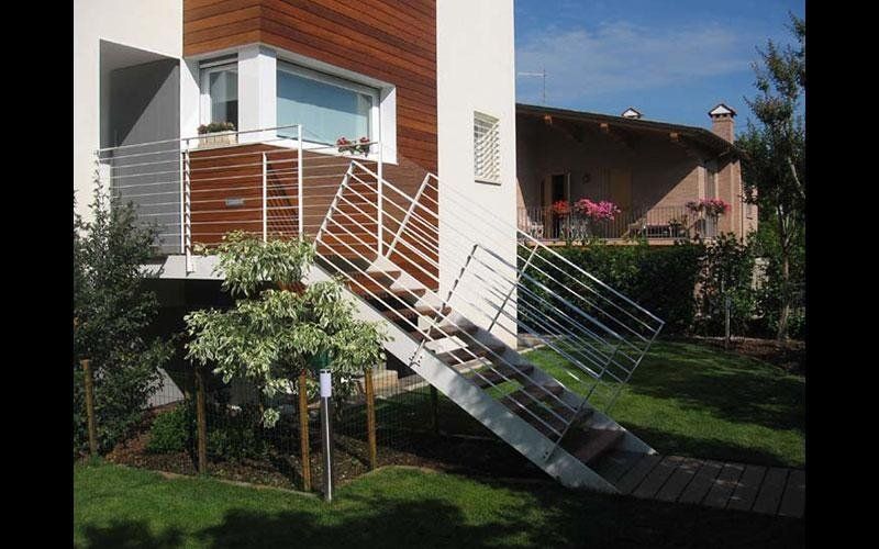 Scala esterna per ingresso