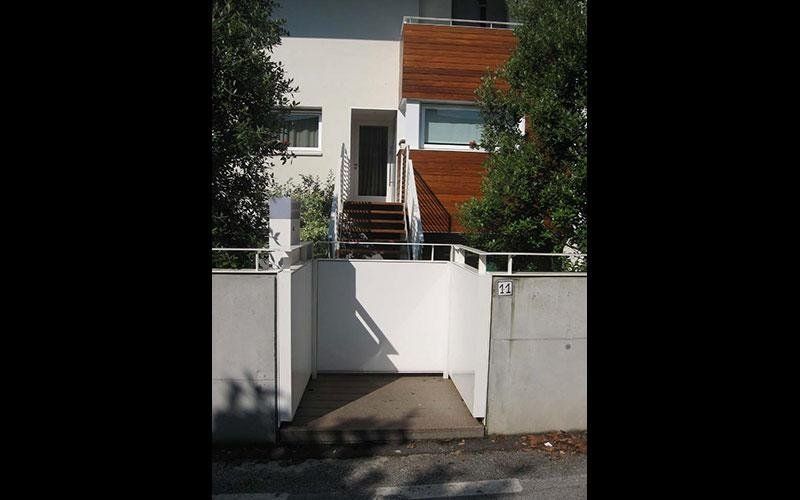 Elementi di ingresso bianco 9010