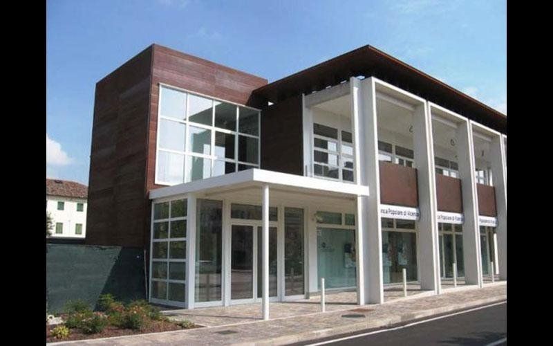 Rivestimenti e finiture Bianco e cor-ten