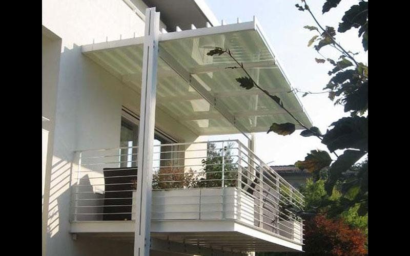 Copertura terrazza in ferro e plexigass