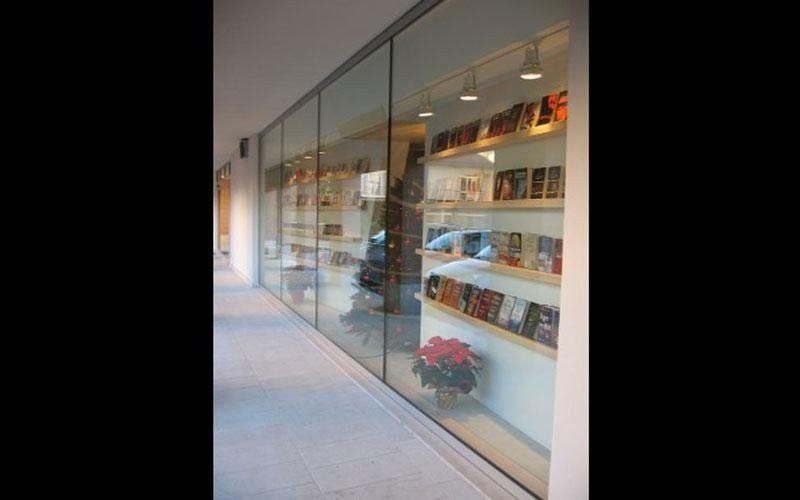 Vetrina in alluminio