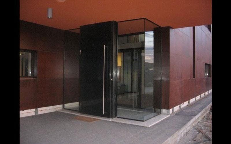 Serramenti per bussola in ferro e vetro