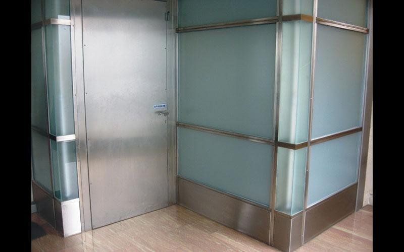 Soluzione acciaio inox e vetro