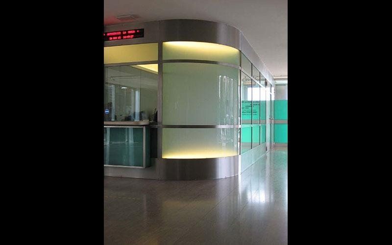 Serramenti in acciaio inox per interni