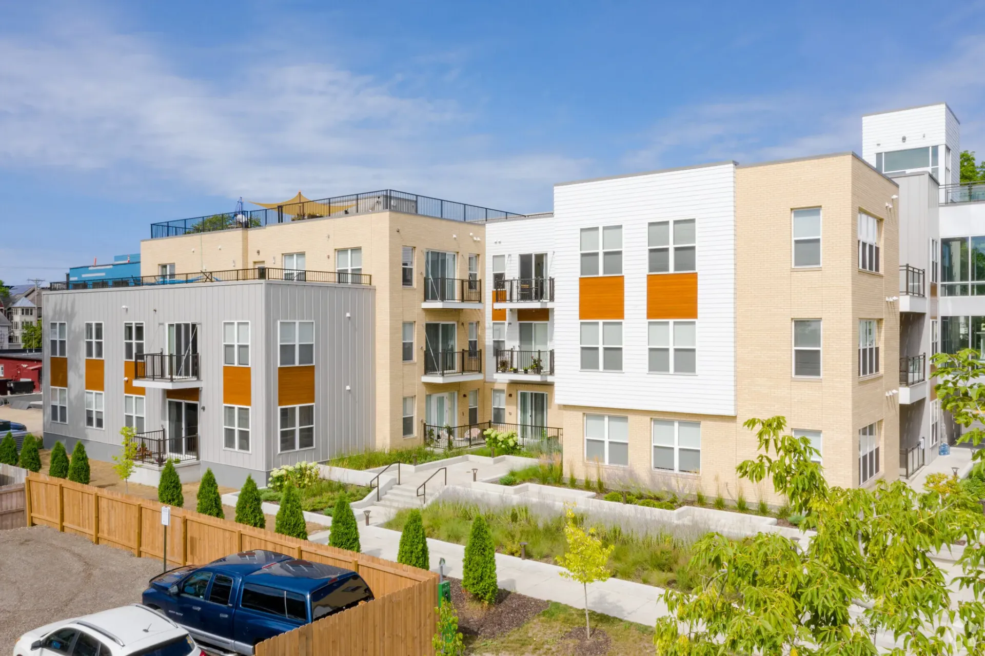700 east exterior.