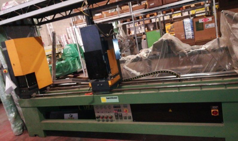 SALDATRICE A DUE TESTE PER PROFILI IN PVC MARCA WEGOMA