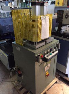 SALDATRICE MONOTESTA MARCA LISI