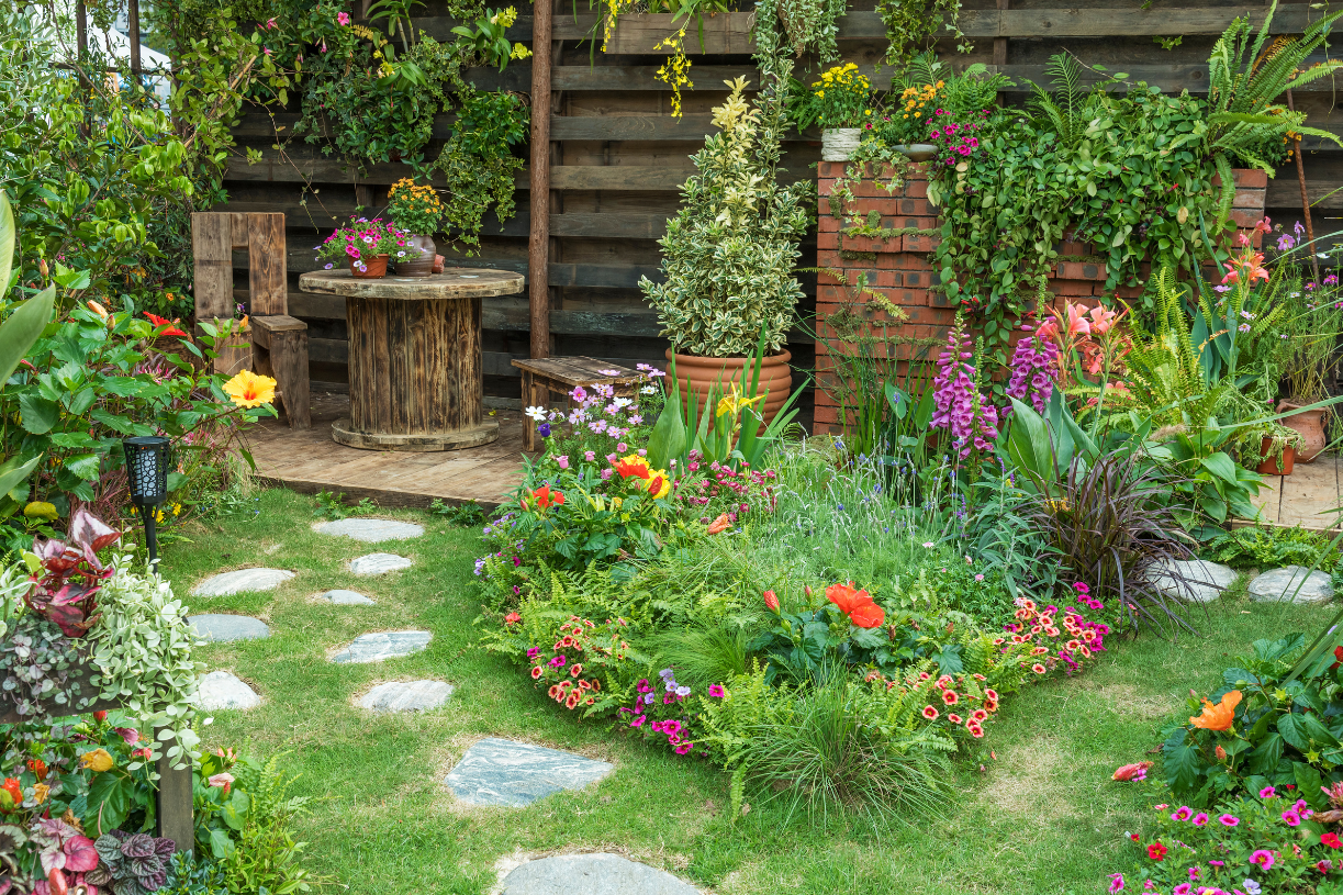 A garden filled with lots of flowers and plants. Eden Creative Arts - Private Christian Micro School 