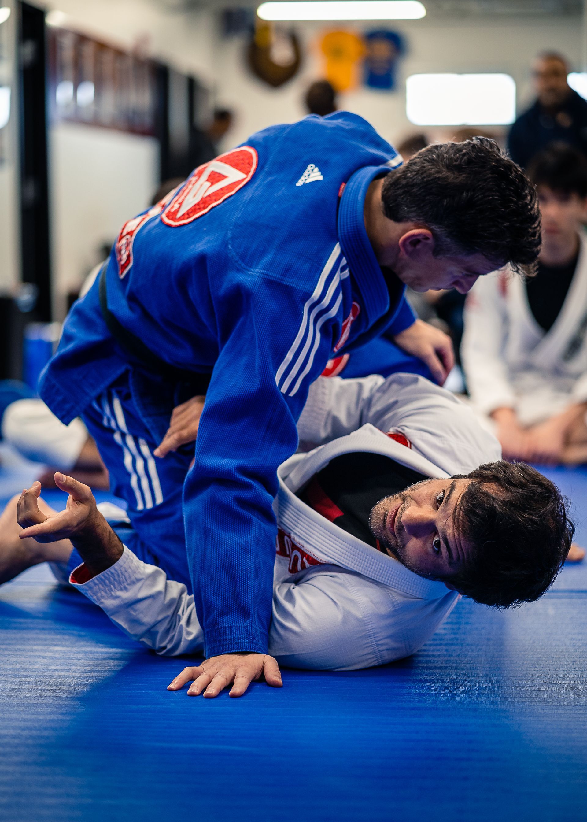 Mount escapes workshop at Gracie Barra Saint-Laurent.