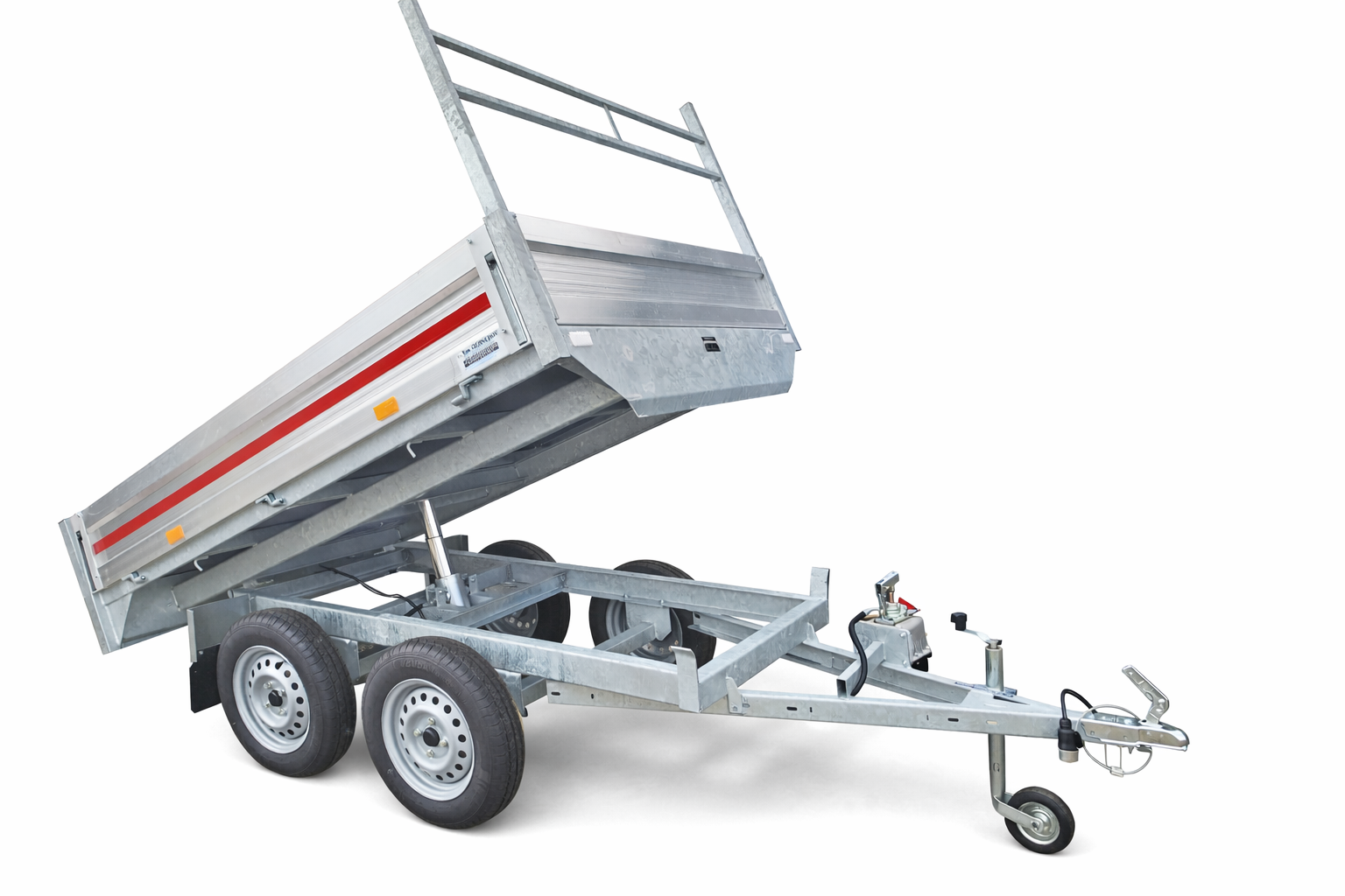 Een gegalvaniseerde stalen kipper voor voertuigen, in de kiepstand, afgebeeld tegen een witte achtergrond.