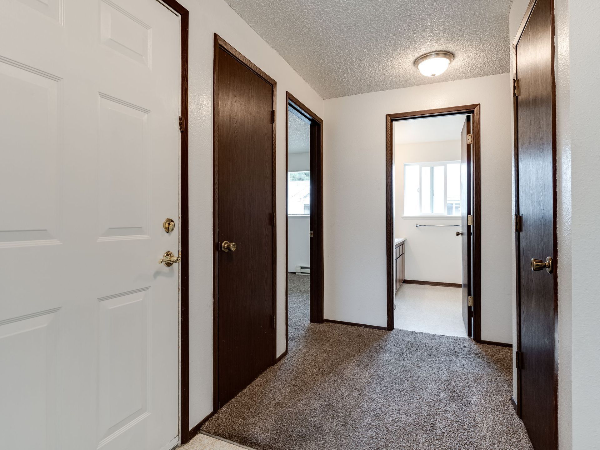Southridge Apartments 2Bed/1Bath hallway.