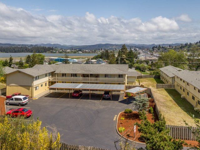 Alderwood Apartments